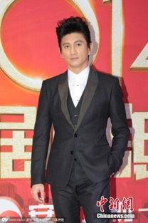 吴奇隆爸爸个人资料