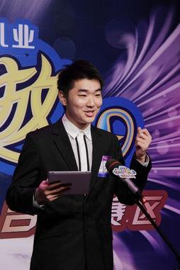 安徽主持人大胡背景,从地方台到央视的蜕变之路